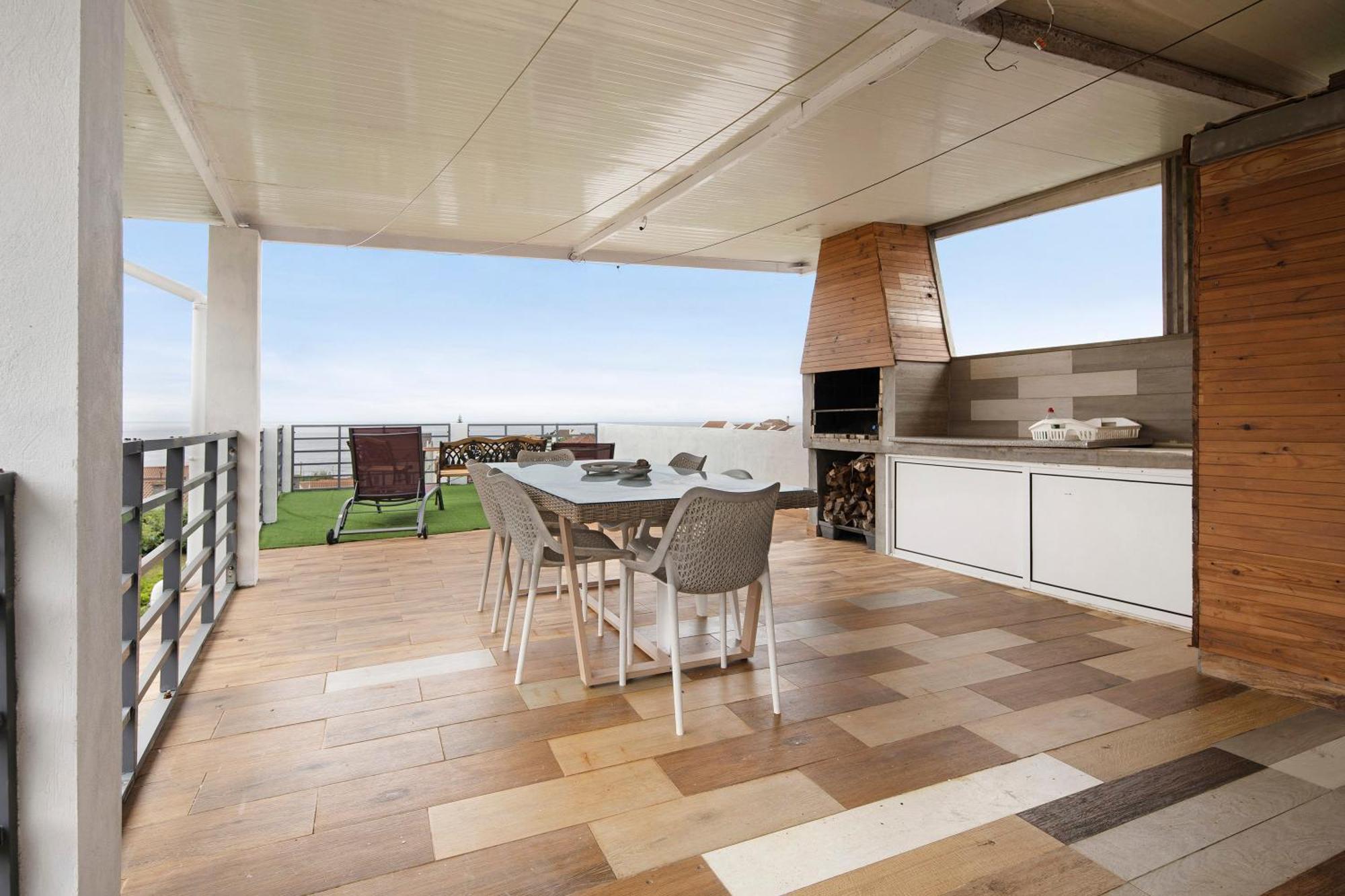 Lagoa Holiday home *